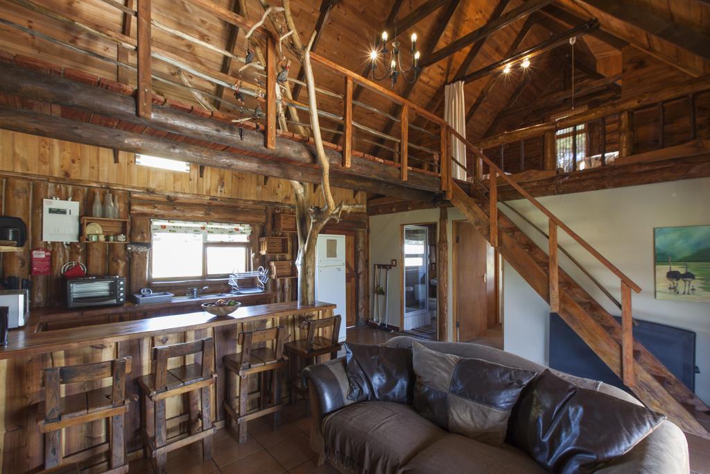 A Log Home At Buffalo Creek Buffeljagsrivier エクステリア 写真
