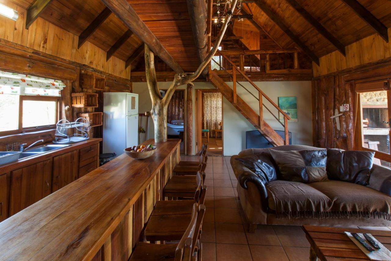 A Log Home At Buffalo Creek Buffeljagsrivier エクステリア 写真