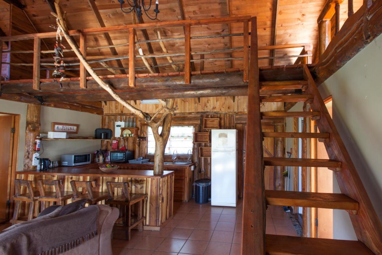 A Log Home At Buffalo Creek Buffeljagsrivier エクステリア 写真